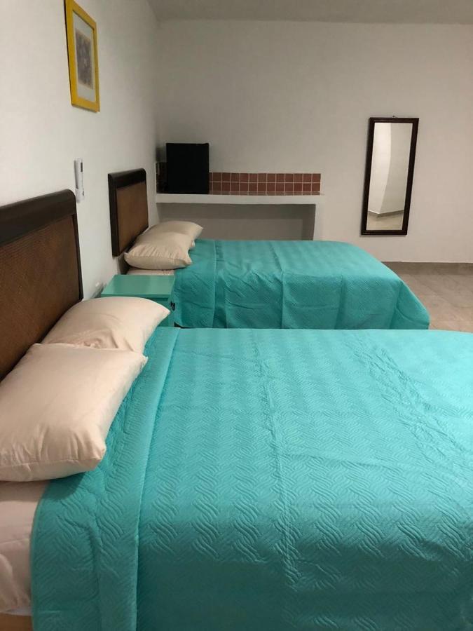 Airport Sleepy Inn 칸쿤 외부 사진